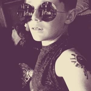 Meet your Posher, Taylor